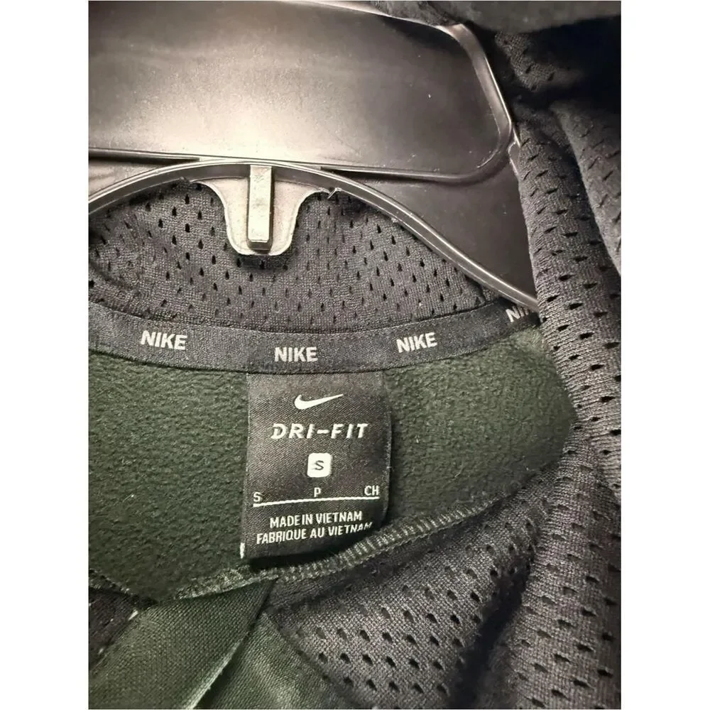 Nike hooded pullover